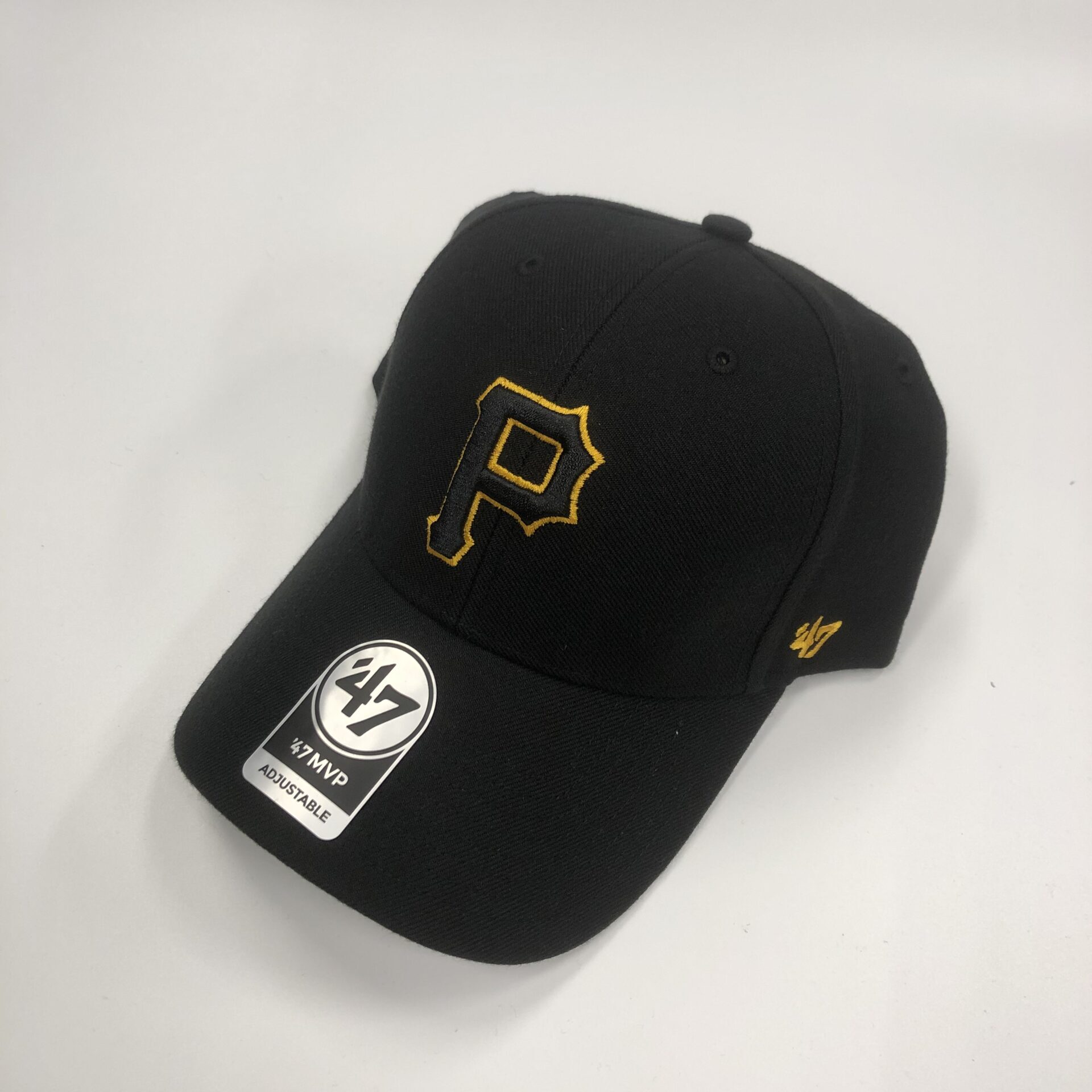 Pirates’47 MVP Black×Black＆Yellow Logo