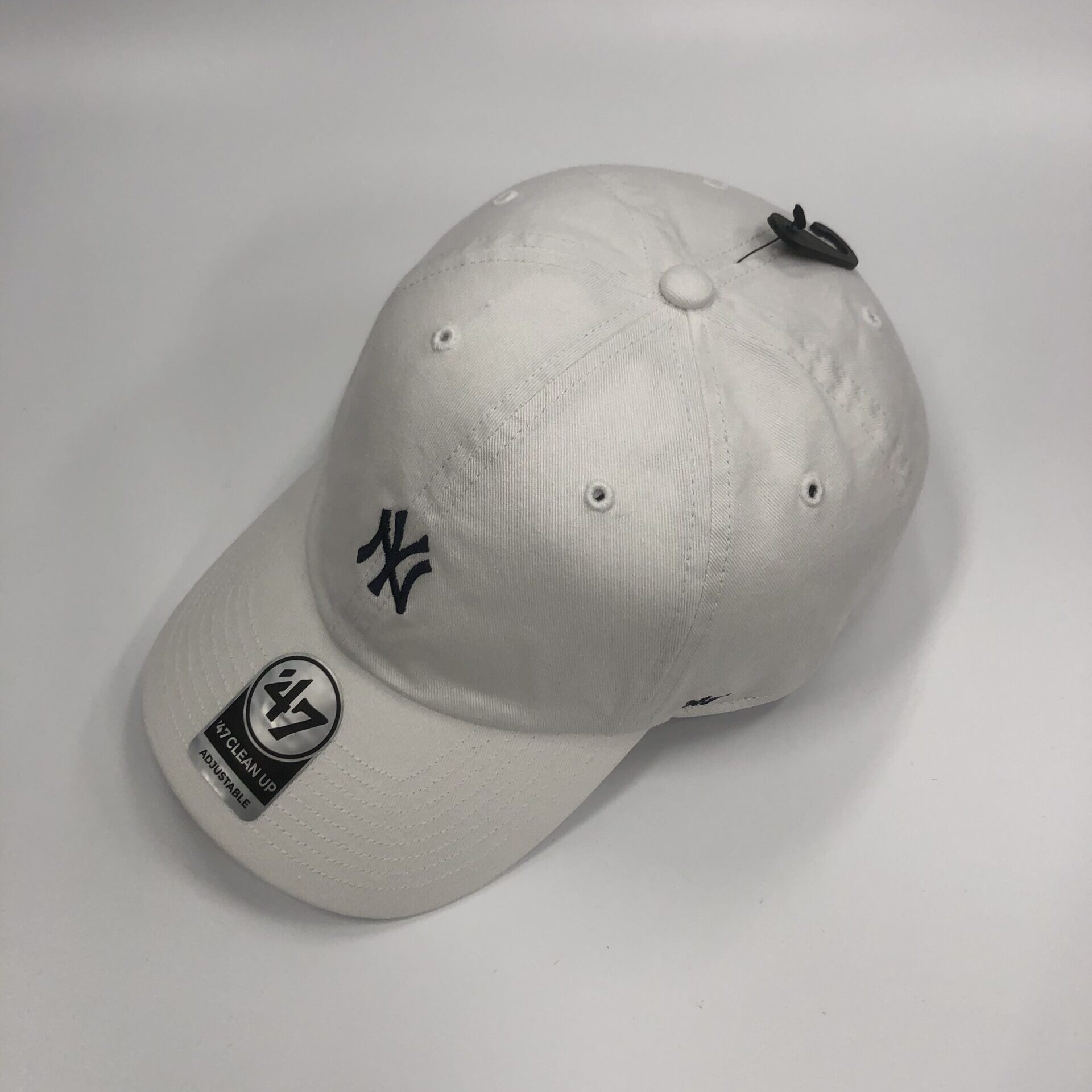 Yankees Base Runner’47 CLEAN UP White