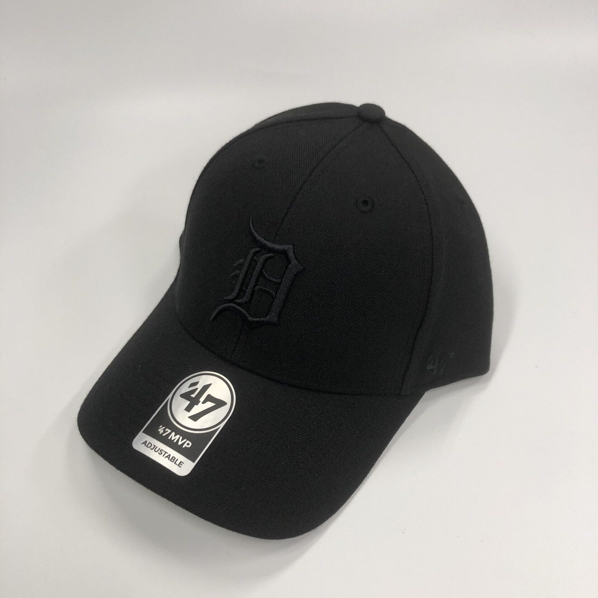 Tigers’47 MVP Black×Black Logo